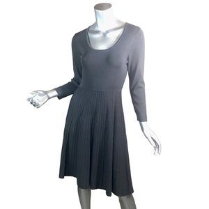 Carmen Marc Valvo Women's Small Dark Grey Sweater Knit Dress Square Neckline Ple